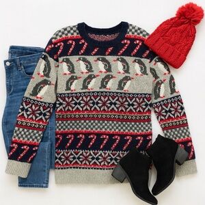 Abercrombie & Fitch Penguin Sweater - A&F Christmas Penguins and Candy Canes - M